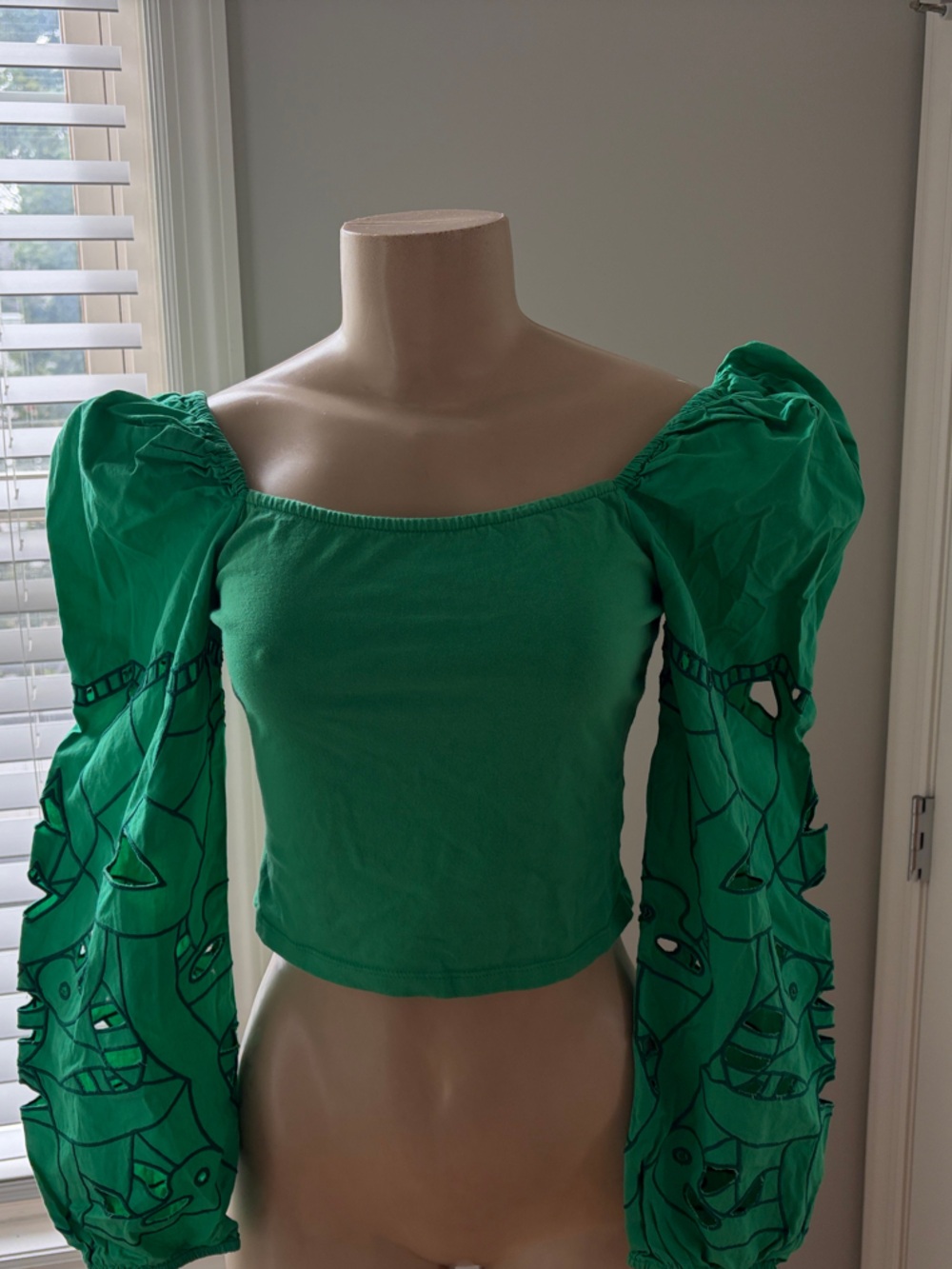 Green Off-Shoulder Puff-Sleeve Crop Top - Women